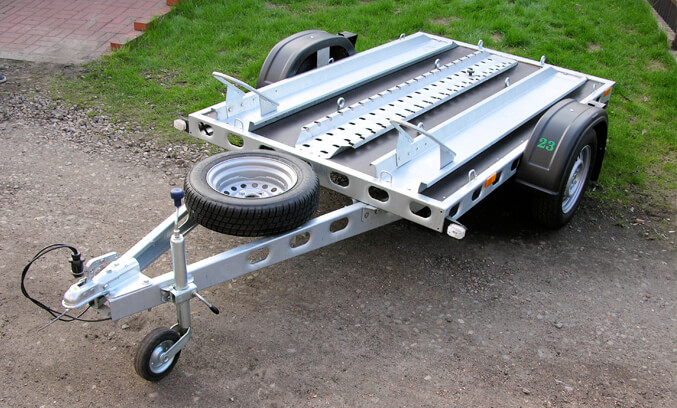 Laweta na 2 motocykle